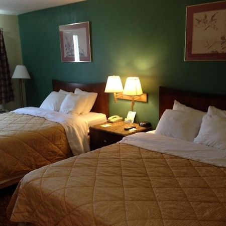 Mid Ohio Inn Bellville Εξωτερικό φωτογραφία