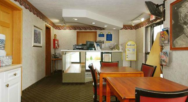 Mid Ohio Inn Bellville Εξωτερικό φωτογραφία