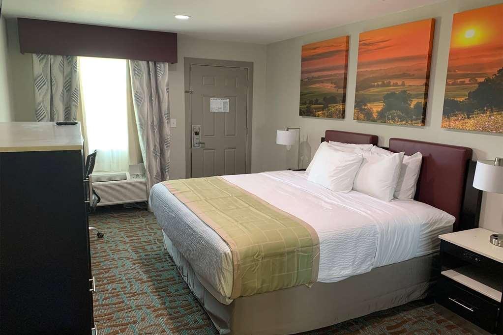Mid Ohio Inn Bellville Δωμάτιο φωτογραφία