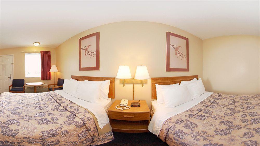 Mid Ohio Inn Bellville Εξωτερικό φωτογραφία